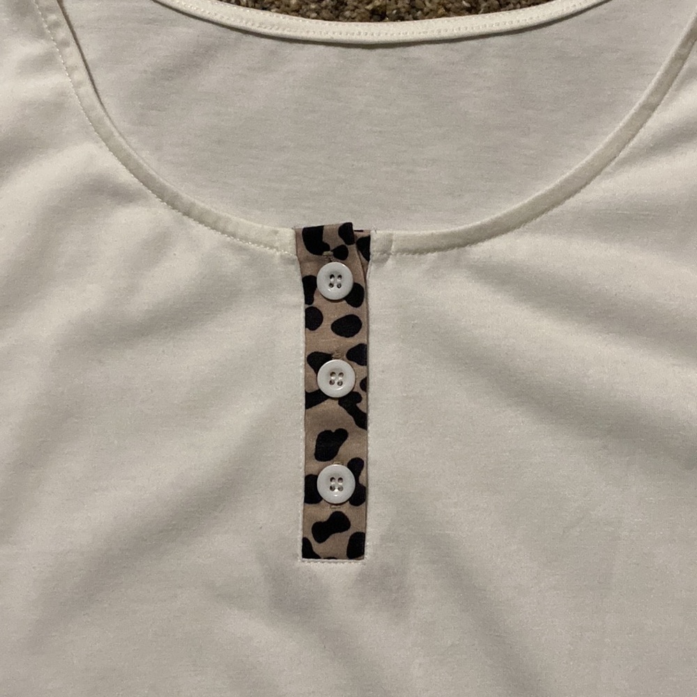 New Leopard Print Ruffle Bottom Tank Top - Picture 2 of 5